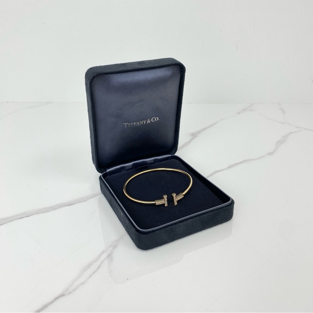 Tiffany & Co T Dimond Wire Bracelet
